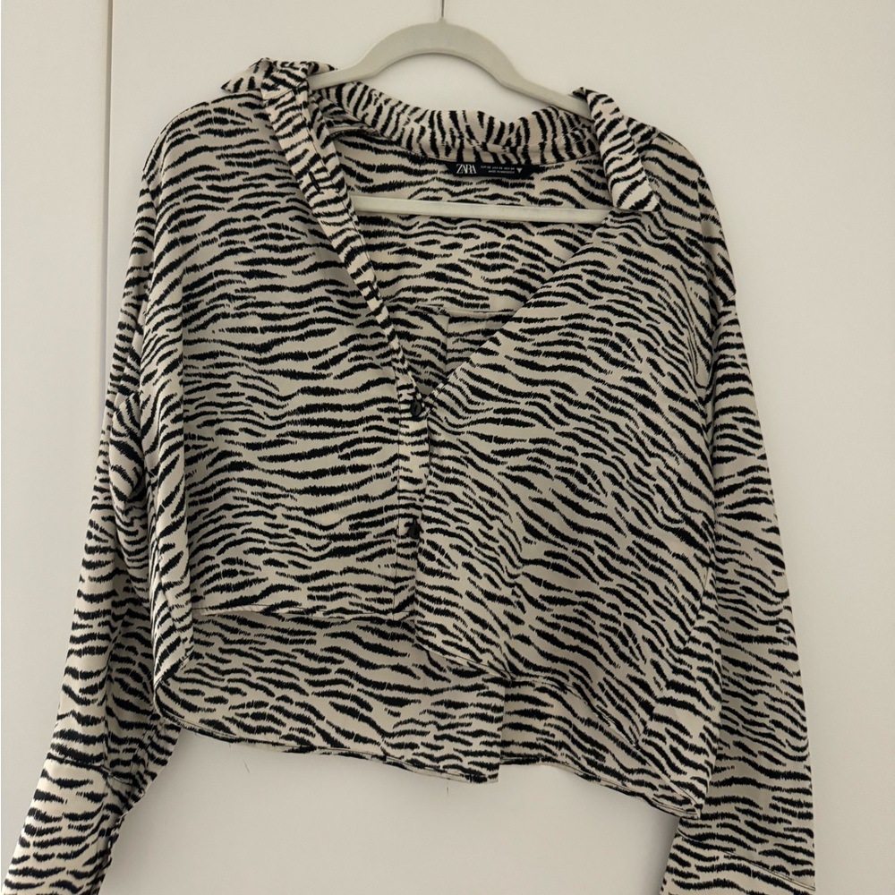 ZARA zebra button down